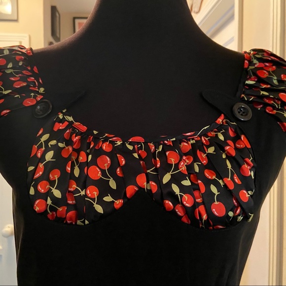 🦄 Bettie Page Bernadette Cherry Dress Medium NWT - Picture 2 of 5